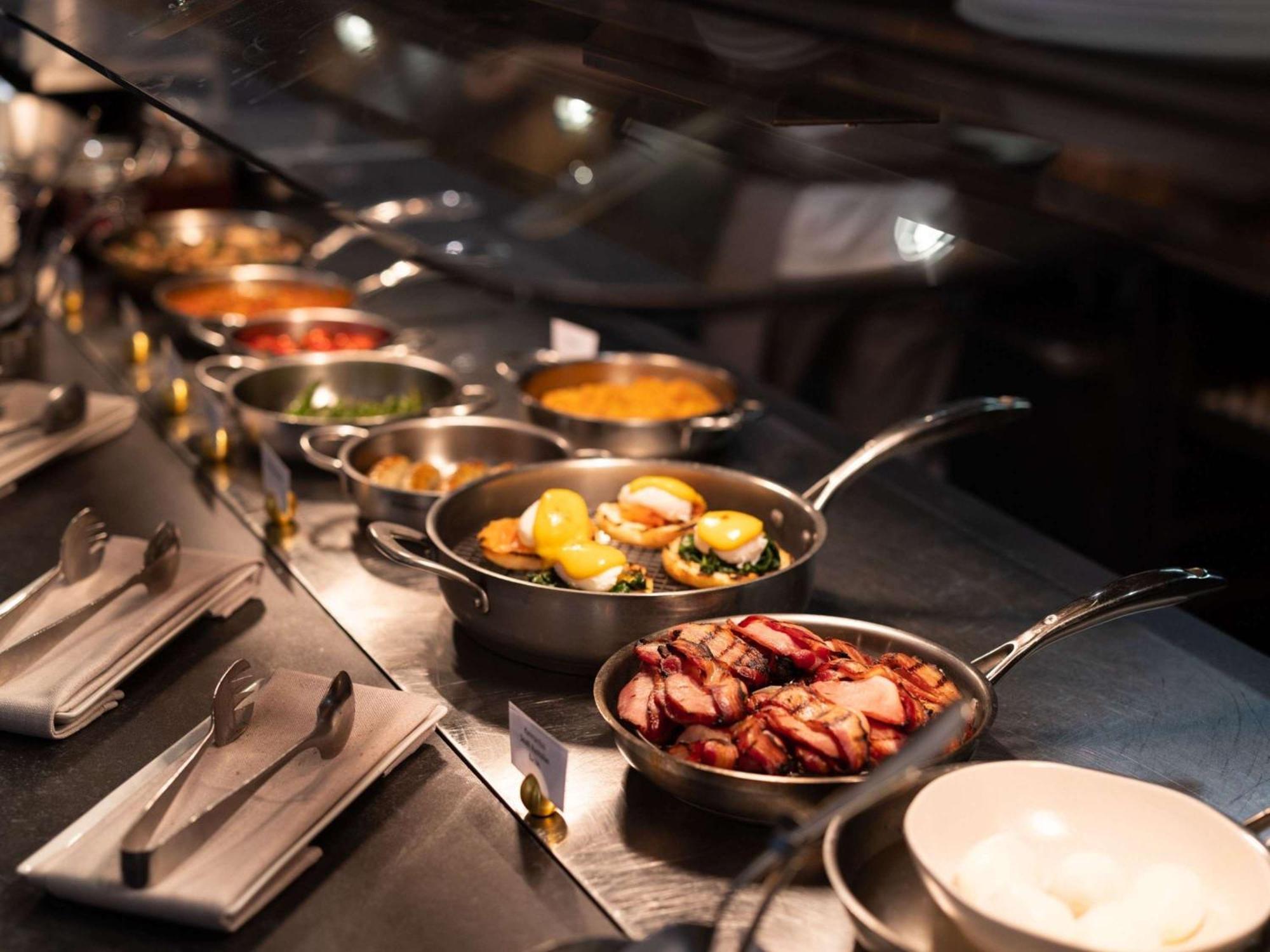 The Playford Adelaide - Mgallery Экстерьер фото A buffet at a restaurant
