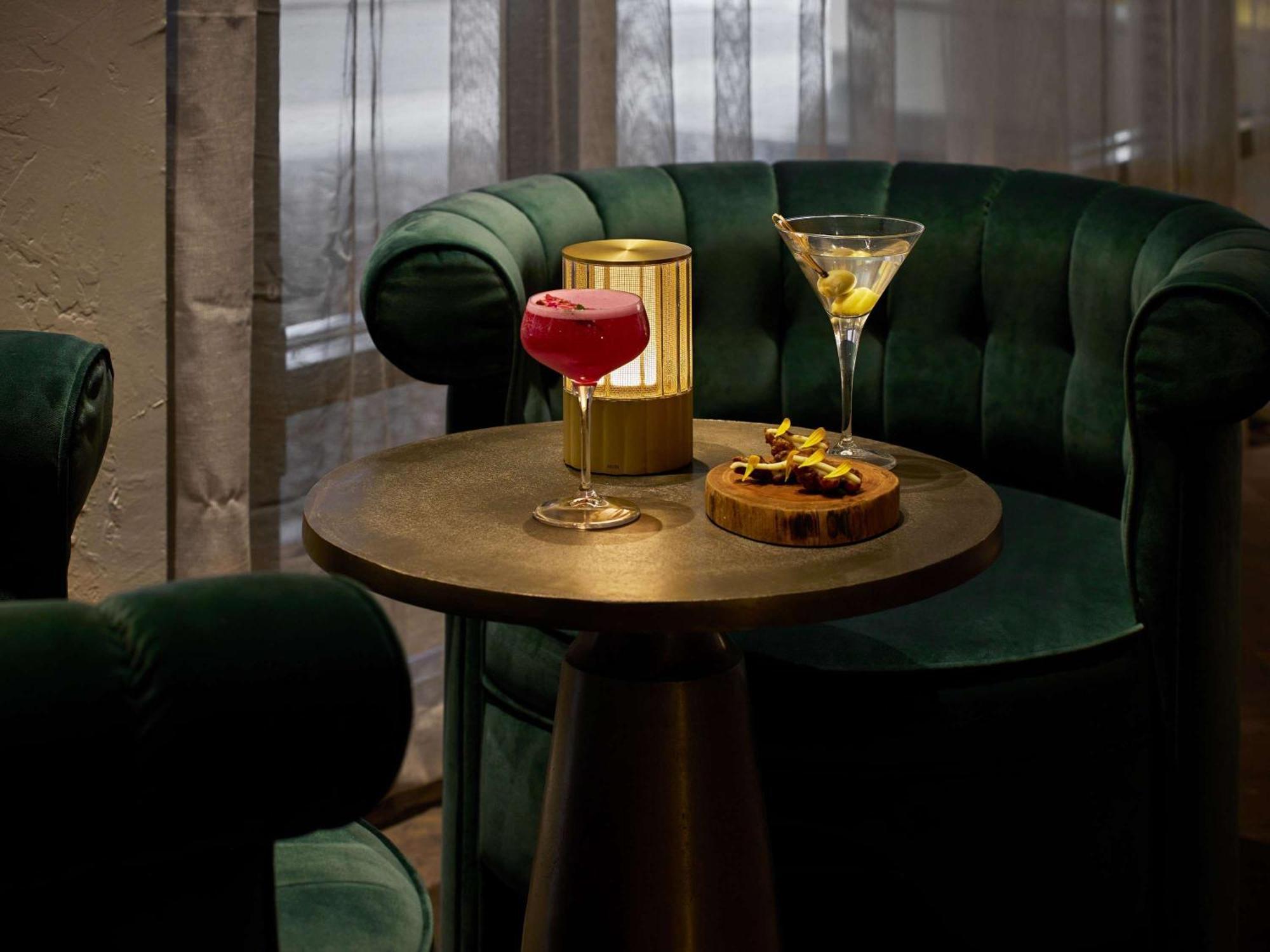 The Playford Adelaide - Mgallery Экстерьер фото The bar at the London Edition