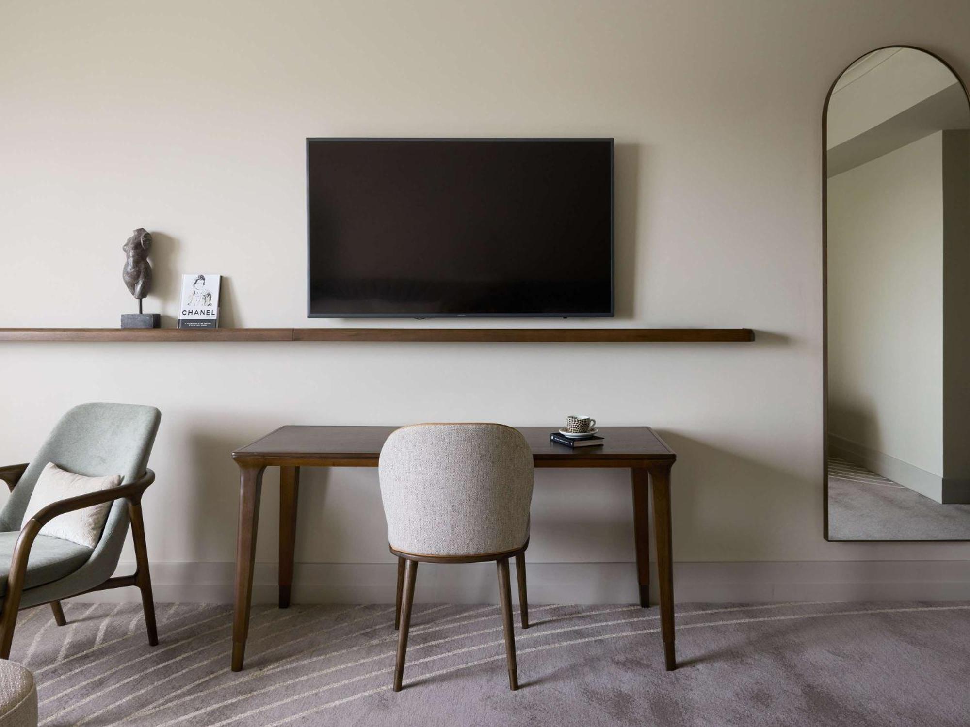 The Playford Adelaide - Mgallery Экстерьер фото A television mounted on a wall